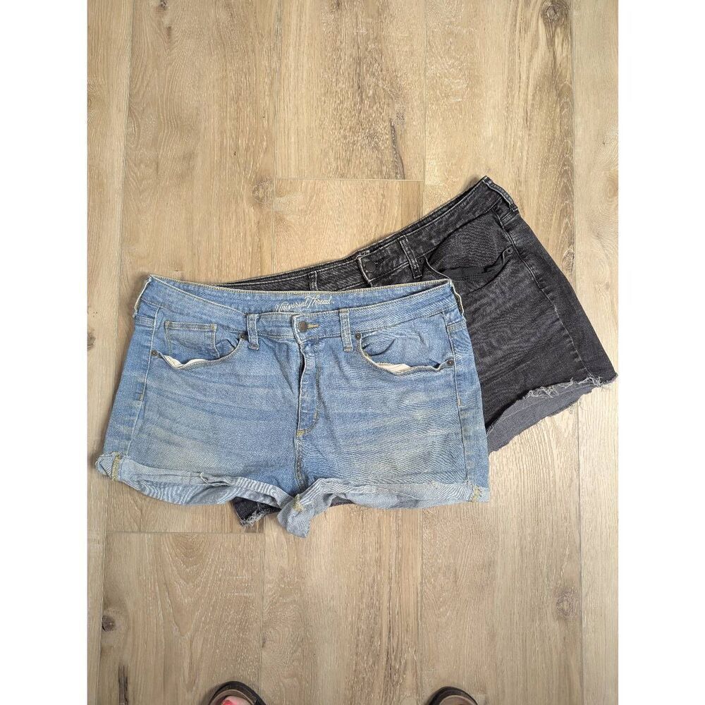 Universal Thread Cutoff Jean Shorts Jorts Black Blue 2 Pair Bundle 4th Of July